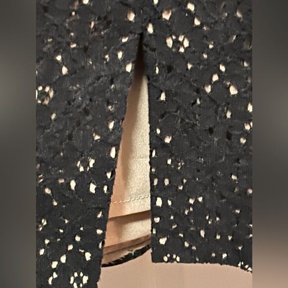 BCBG Maxazria Alice Dress black crochet lace overlay size 10 EUC back zip - Picture 10 of 16